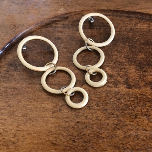 Vintage  Pierced Earrings - Picture 2 of 4